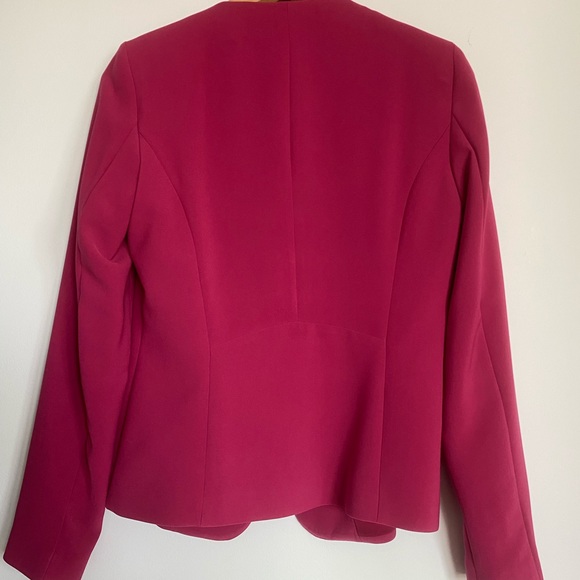 Mango Jacket suit collection in Fucsia color - Picture 4 of 7